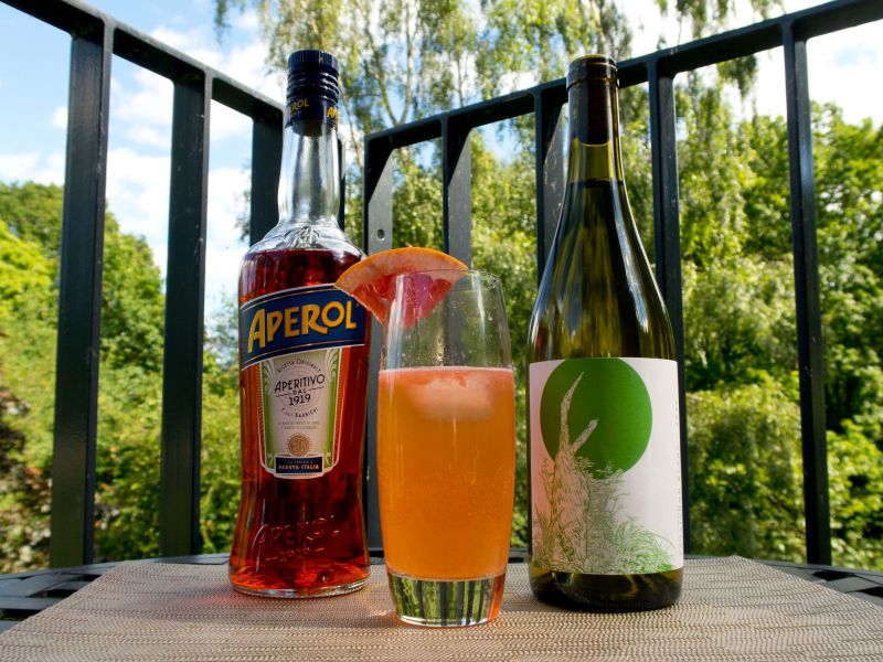 Sauvignon Spritzer Cocktail1.jpg